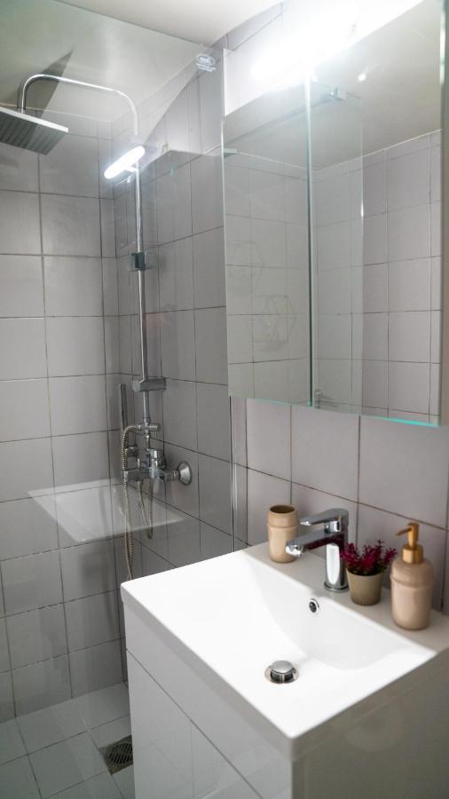 Lux Garden Apartment Near Acropolis In The Heart Of Афіни Екстер'єр фото